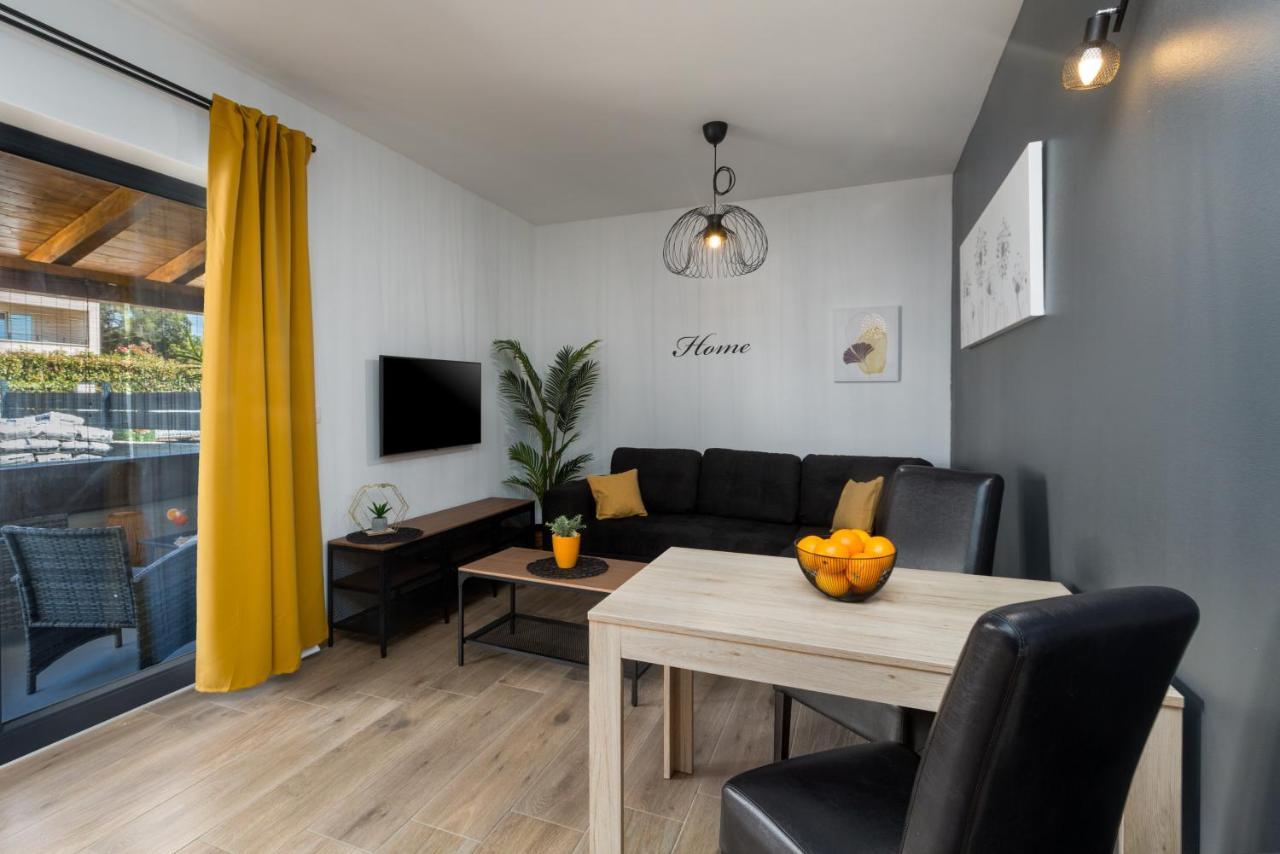 Apartments Residence Radovan 1 Πόρετς Εξωτερικό φωτογραφία