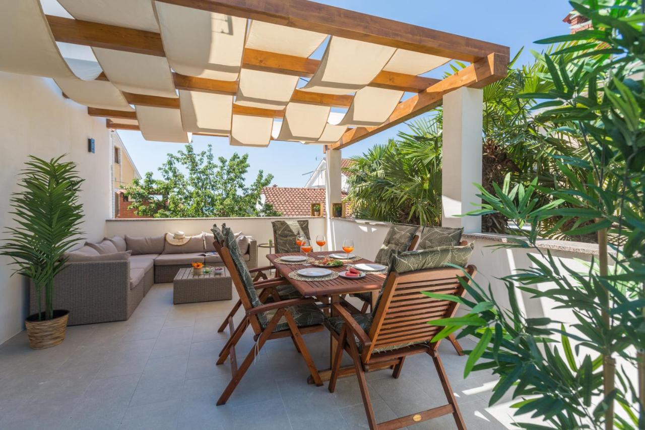 Apartments Residence Radovan 1 Πόρετς Εξωτερικό φωτογραφία