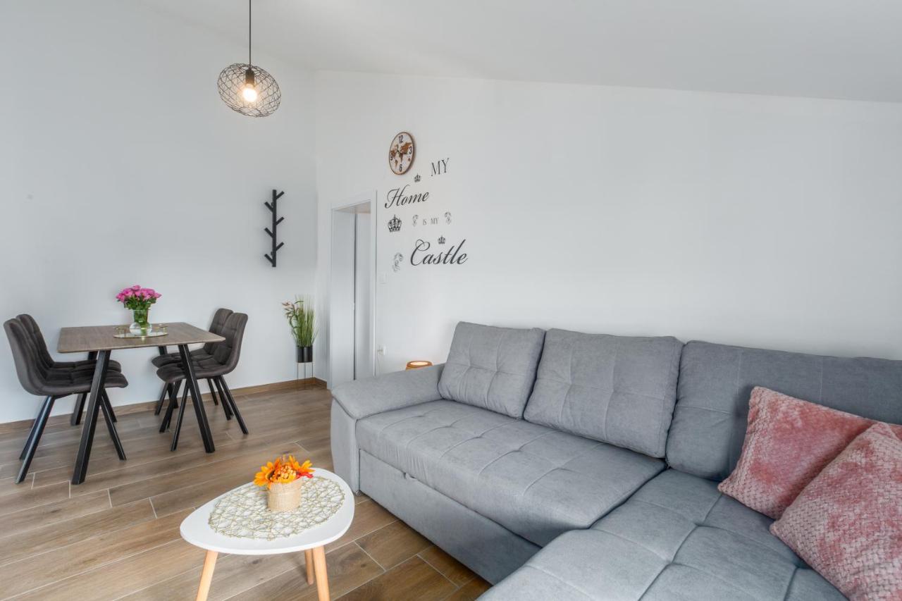 Apartments Residence Radovan 1 Πόρετς Εξωτερικό φωτογραφία