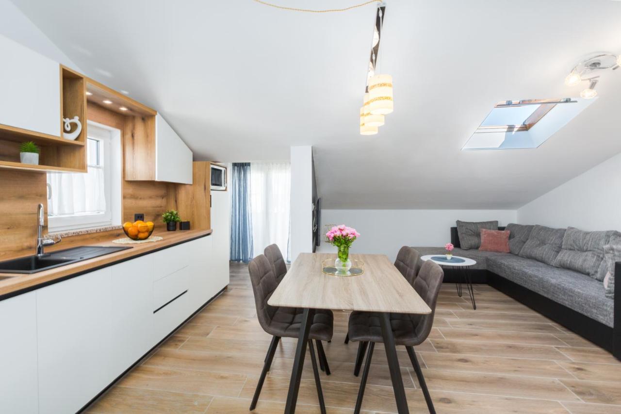 Apartments Residence Radovan 1 Πόρετς Εξωτερικό φωτογραφία