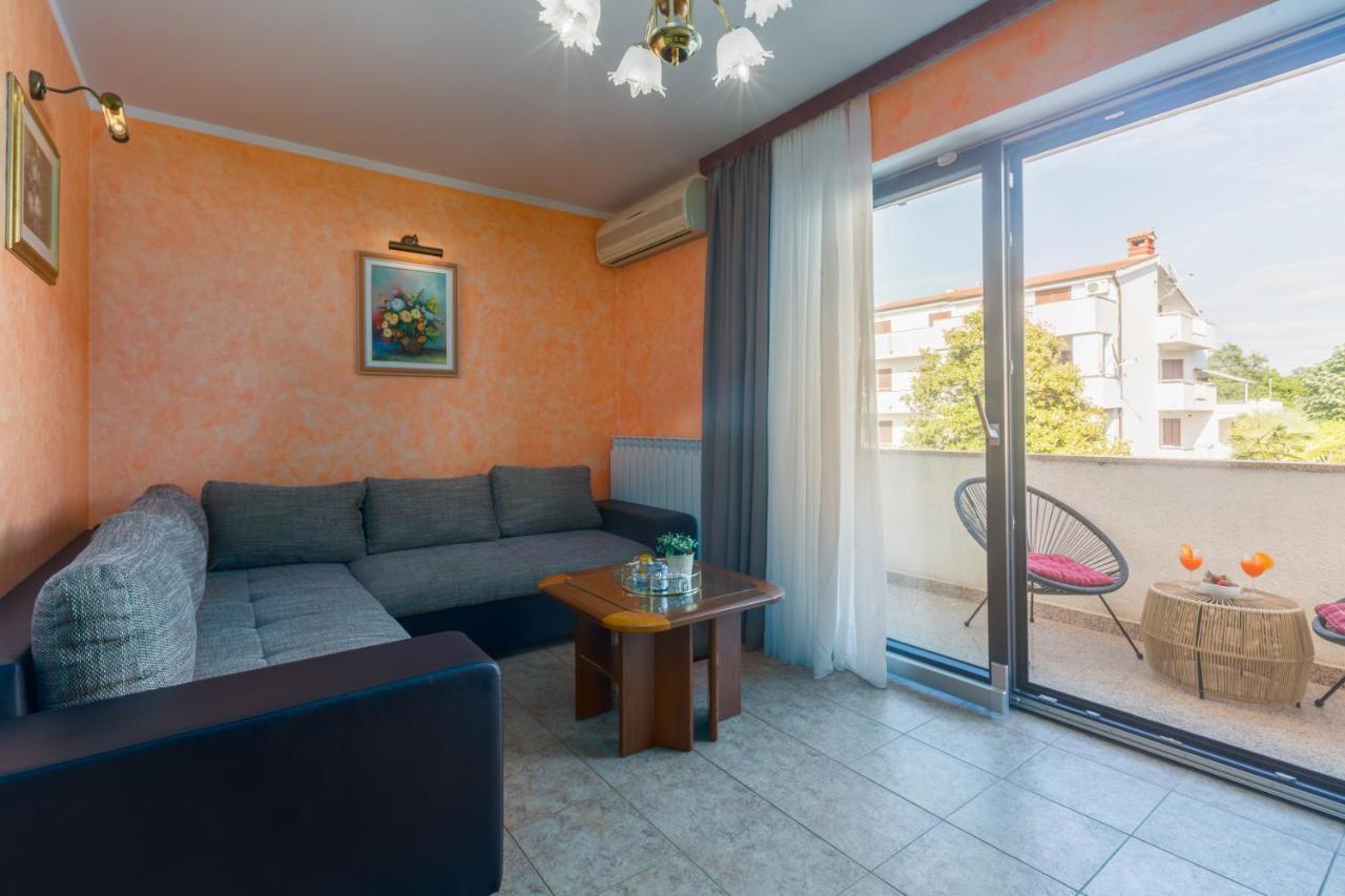 Apartments Residence Radovan 1 Πόρετς Εξωτερικό φωτογραφία