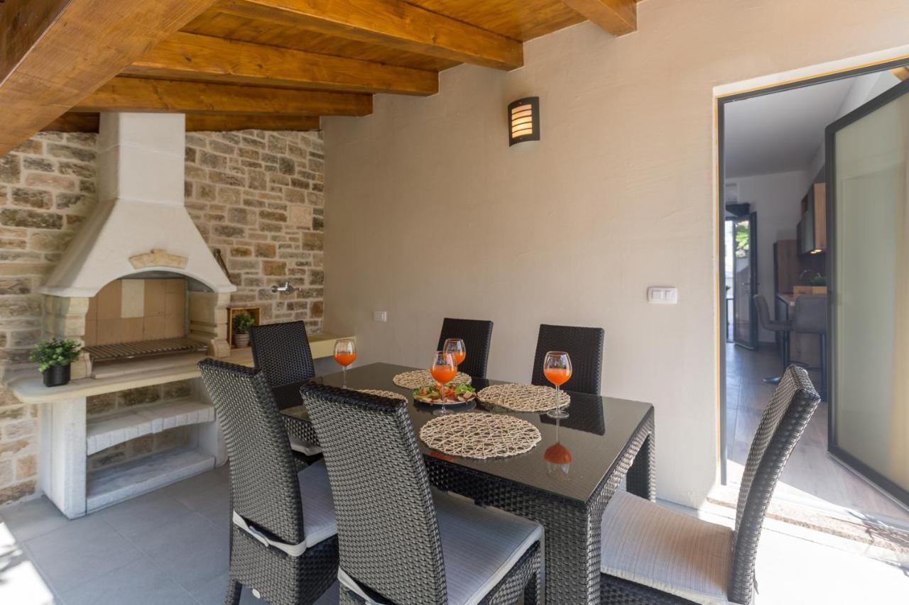 Apartments Residence Radovan 1 Πόρετς Εξωτερικό φωτογραφία